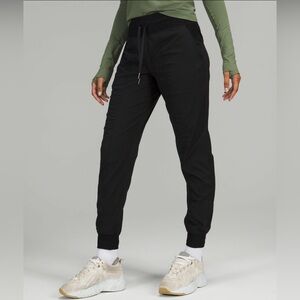 Lululemon Dance Studio Mid-Rise Jogger *Full Length